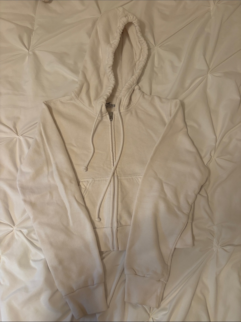 Hollister Women's Cream Full-Zip Hooded Sweatshirt